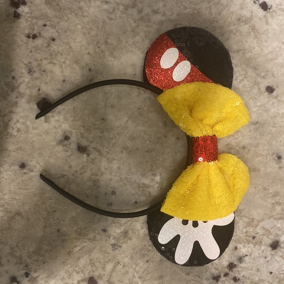 Disney parks Adult minnie mouse ears- Headband - Picture 2 of 4